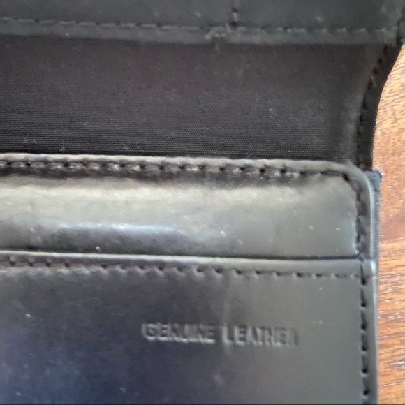Kenneth Cole Black Leather Trifold Wallet - Picture 5 of 6